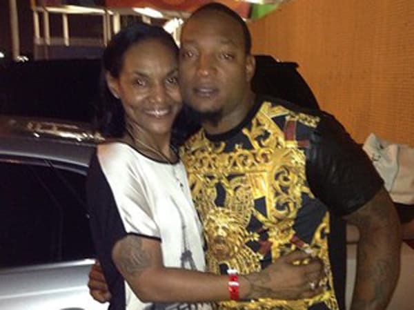 Gloria-James-Lambo600